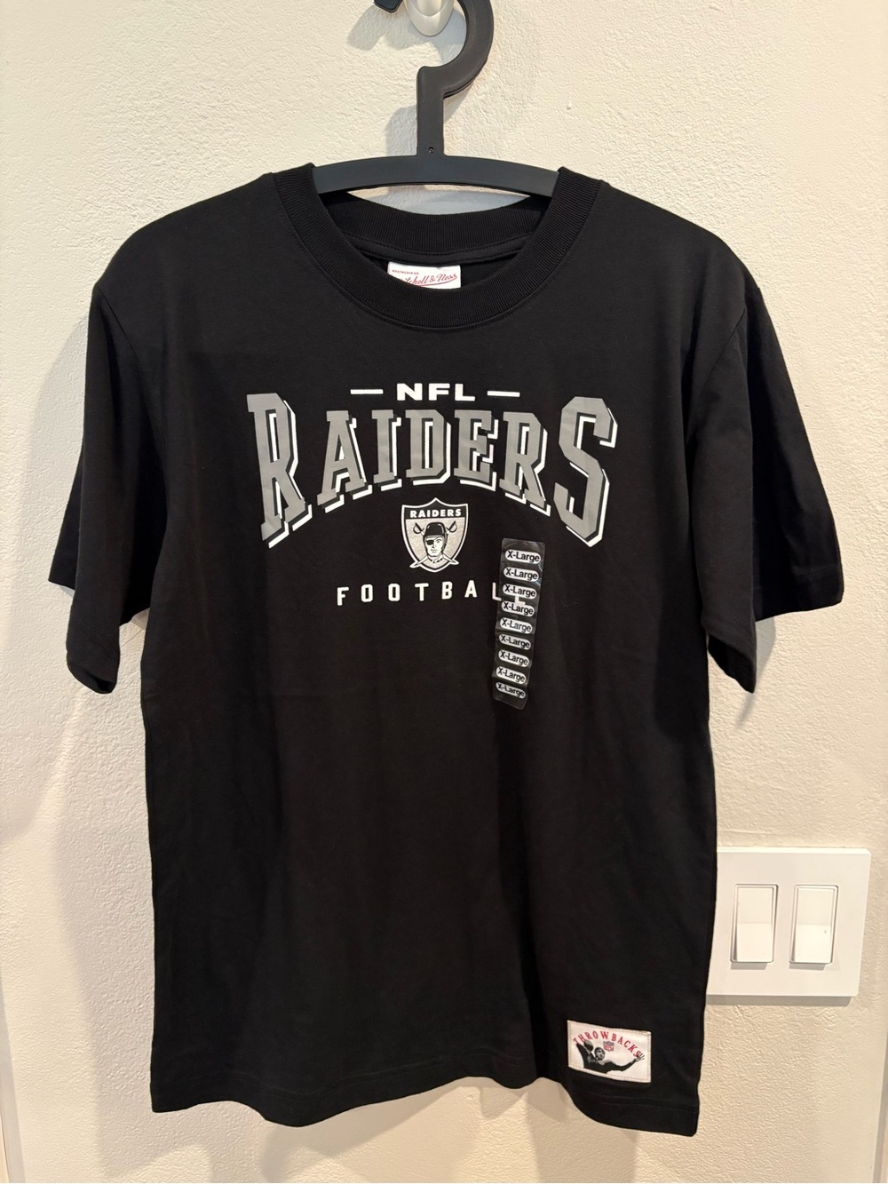 Raiders Mitchell & Ness Kids Black Short Sleeve T-shirt Size XL 18/20 NWT